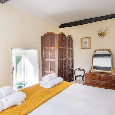 Field Head House Tatil Evi